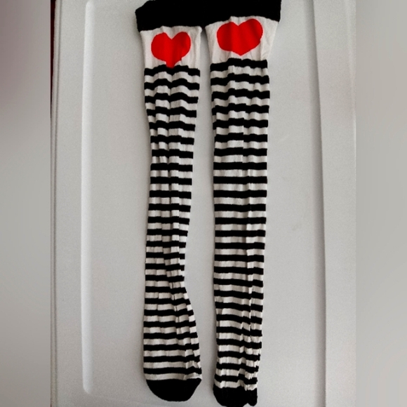 NEW Striped Thigh Highs w/Red Heart - Plus Size - Picture 2 of 3